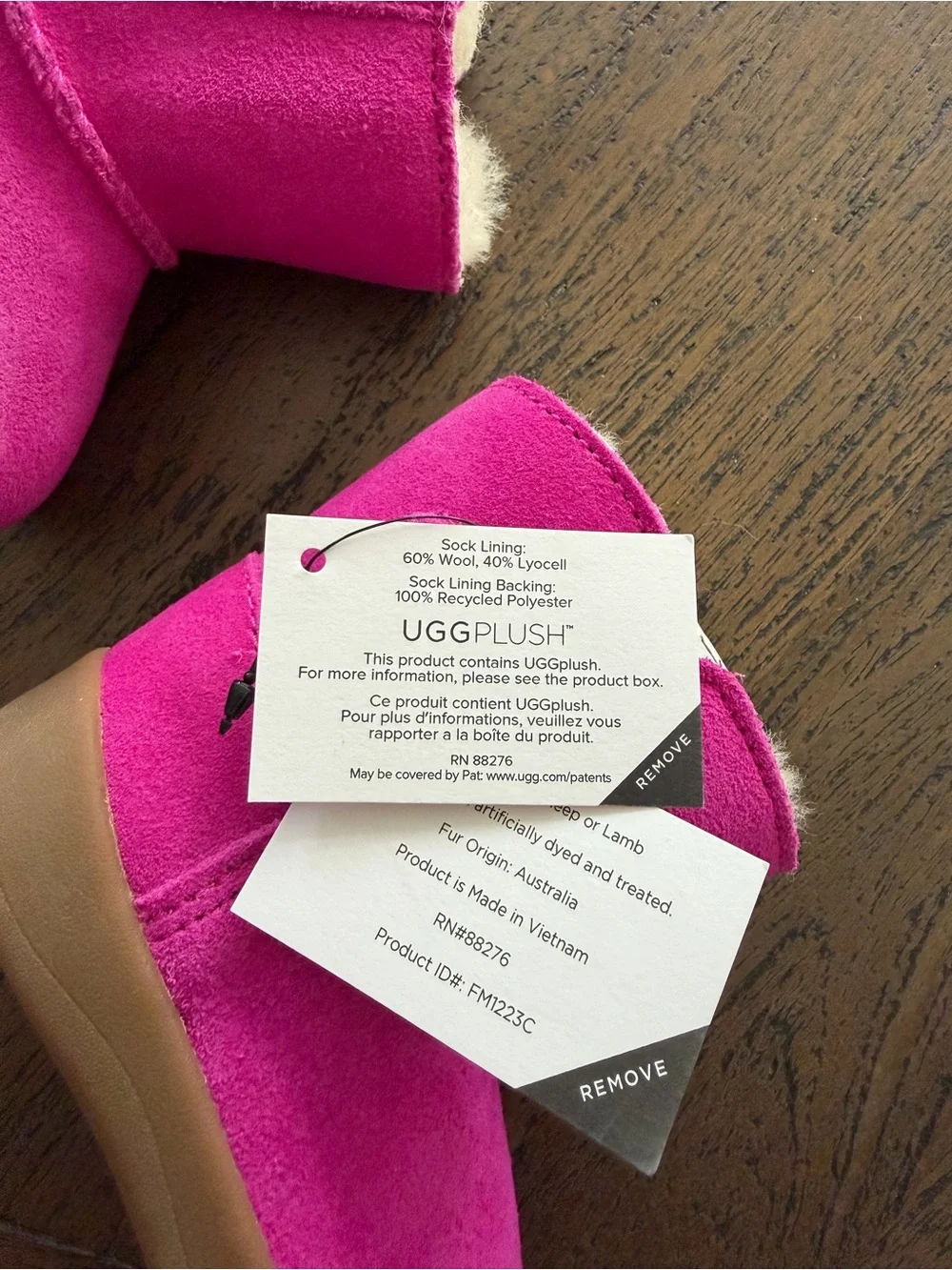 UGG vibrant pink